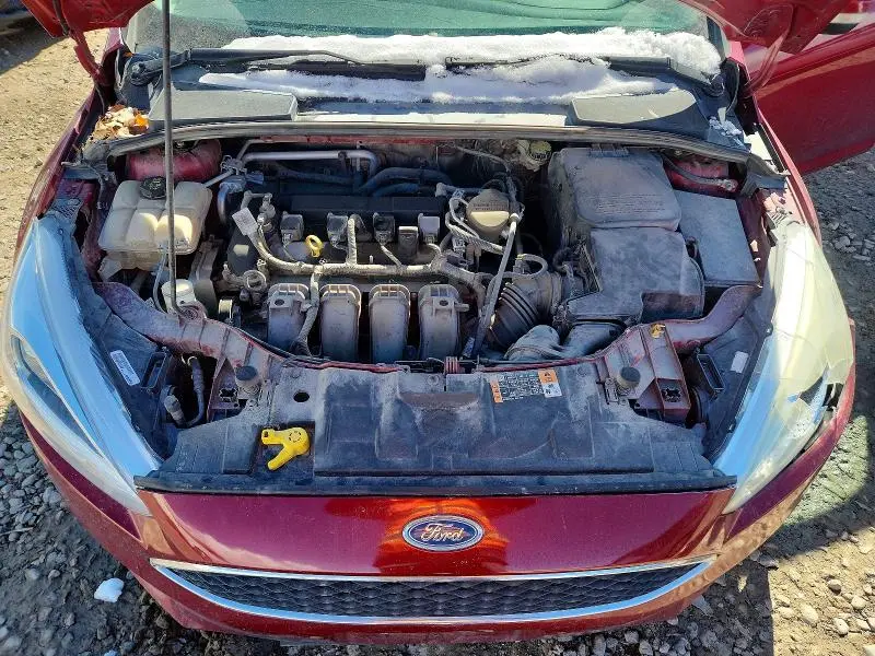 2015 FORD FOCUS SE  