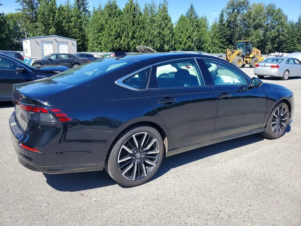 2024 HONDA ACCORD TOURING HYBRID  