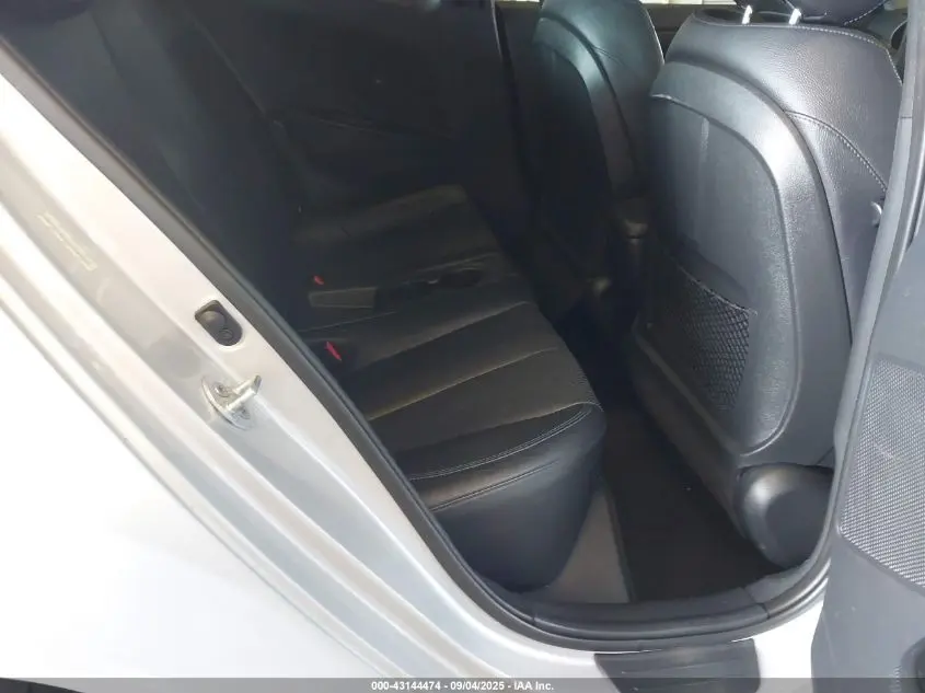 2013 HYUNDAI VELOSTER TURBO W/BLUE