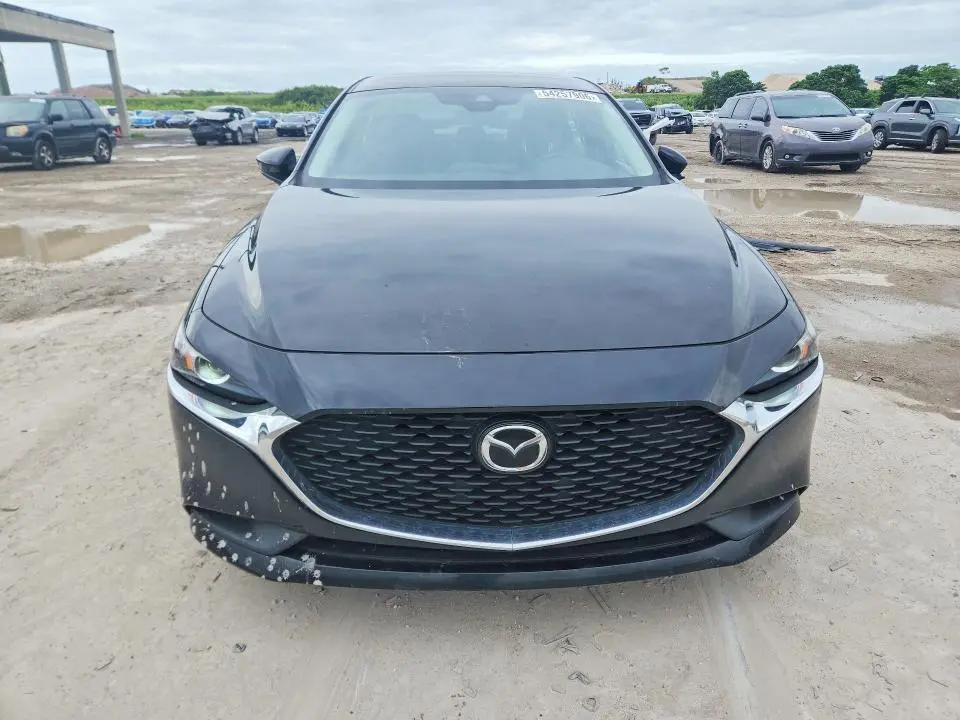 2021 MAZDA 3   