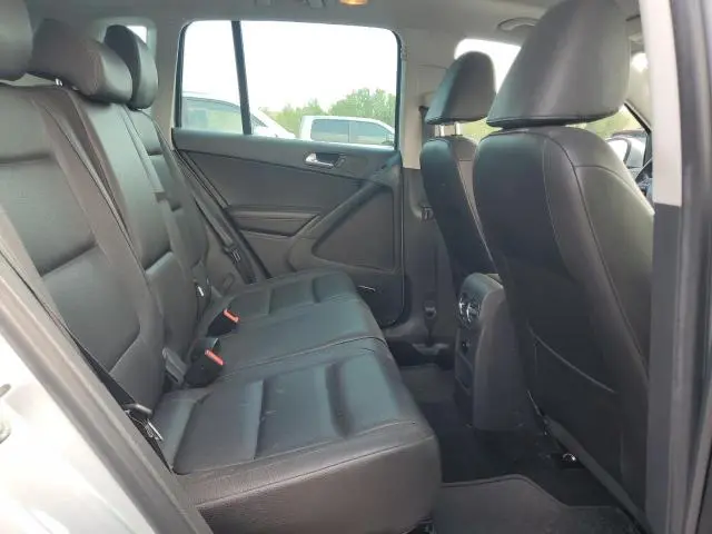 2015 VOLKSWAGEN TIGUAN S  