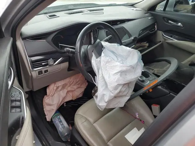 2020 CADILLAC XT4 PREMIUM LUXURY  