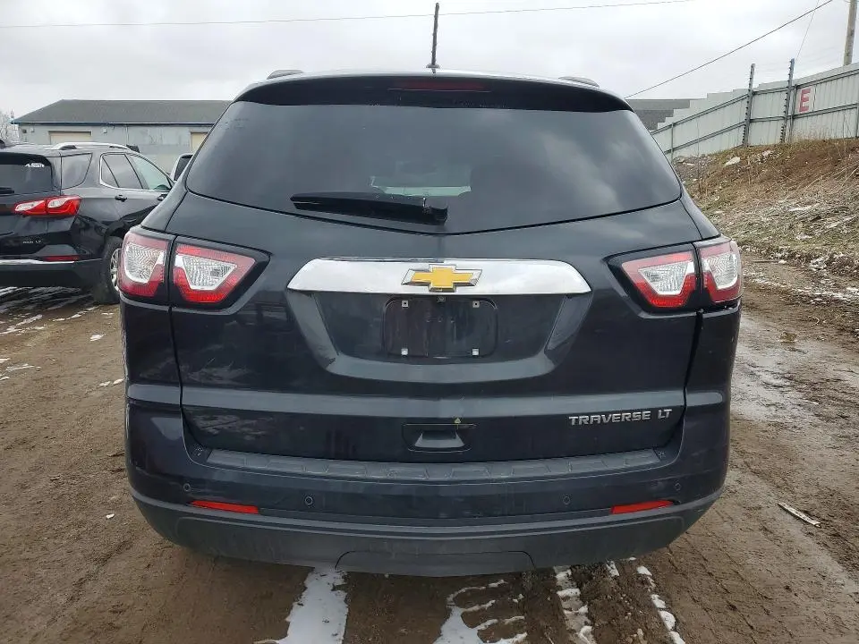 2014 CHEVROLET TRAVERSE LT  