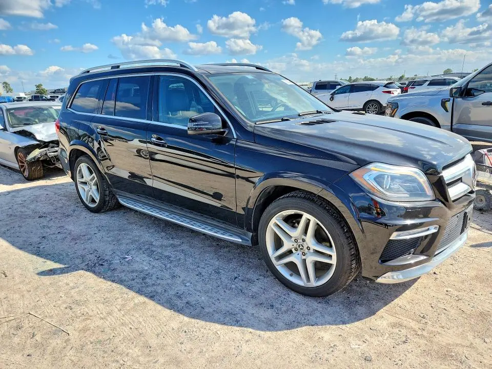 2014 MERCEDES-BENZ GL 550 4MATIC  