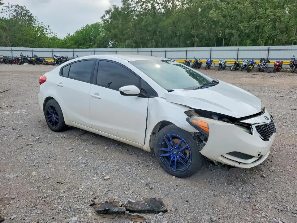 2014 KIA FORTE LX  
