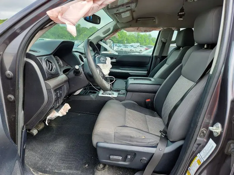 2016 TOYOTA TUNDRA SR5  