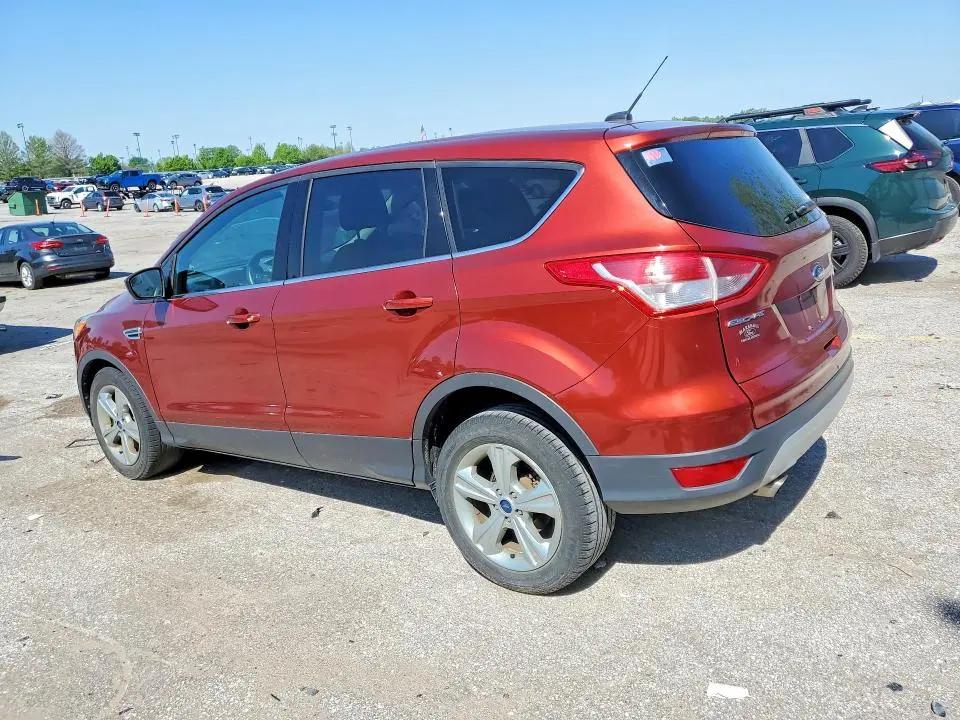 2015 FORD ESCAPE SE  