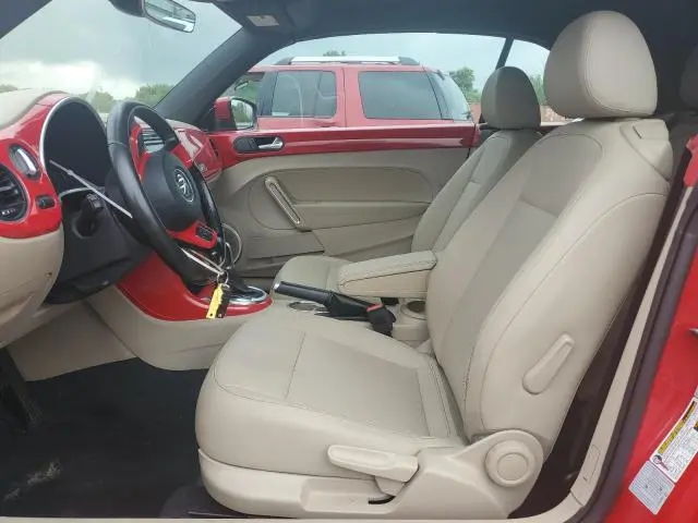 2018 VOLKSWAGEN BEETLE S  