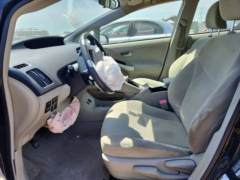 2011 TOYOTA PRIUS TWO  