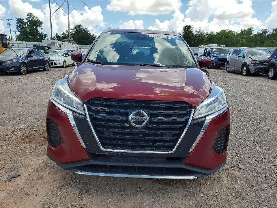 2021 NISSAN KICKS   