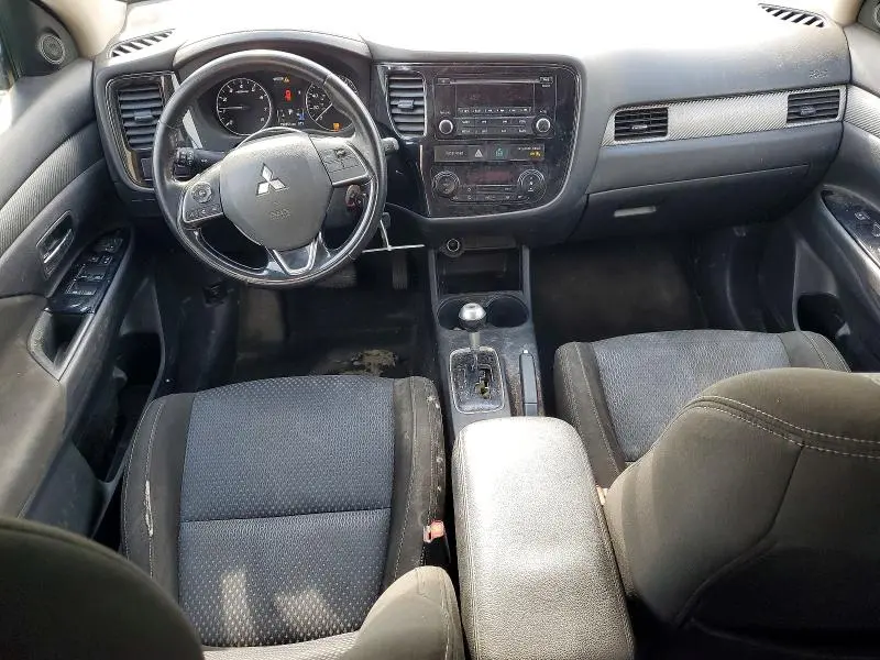 2016 MITSUBISHI OUTLANDER SE  