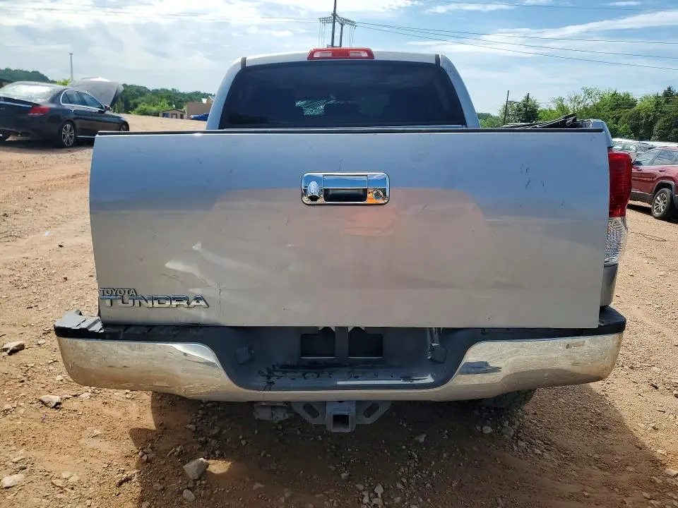 2013 TOYOTA TUNDRA CREWMAX SR5  