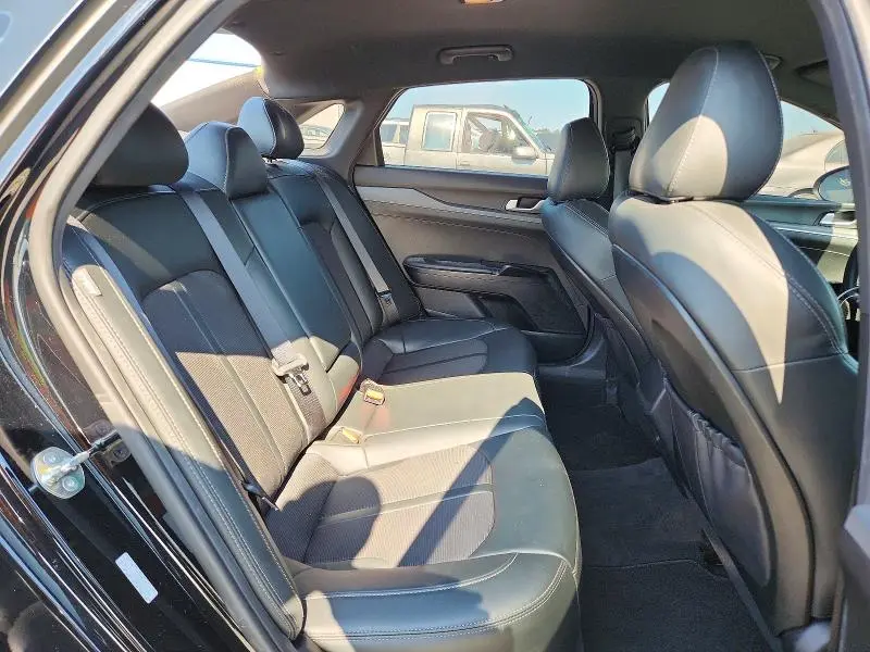 2024 KIA K5 GT LINE  