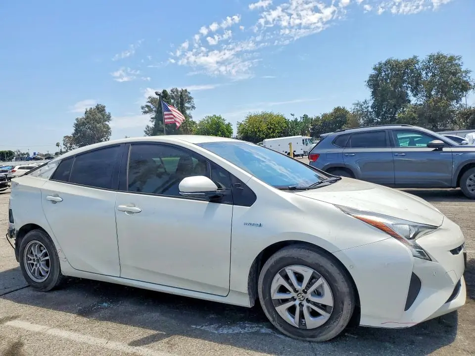 2018 TOYOTA PRIUS TWO  