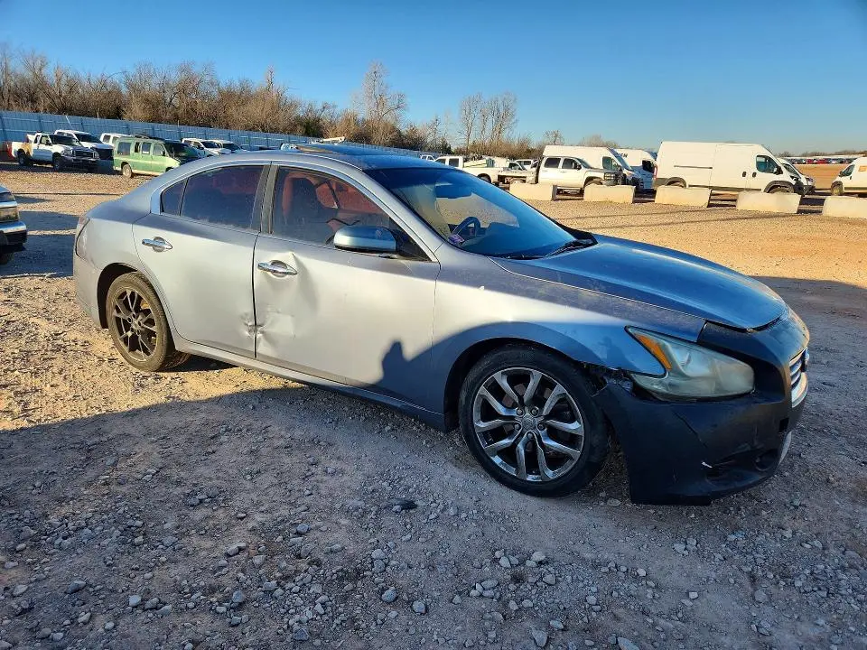2012 NISSAN MAXIMA S  