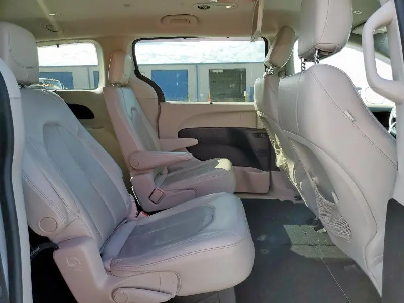 2019 CHRYSLER PACIFICA TOURING L  