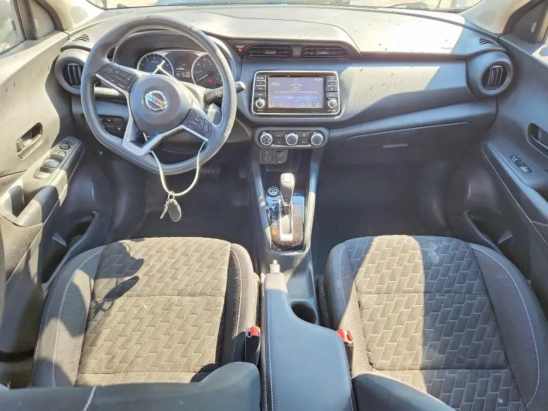 2021 NISSAN KICKS S  