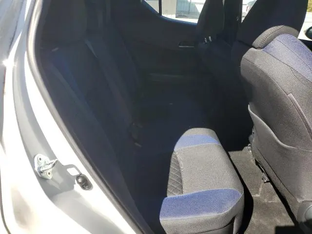 2020 TOYOTA C-HR XLE  