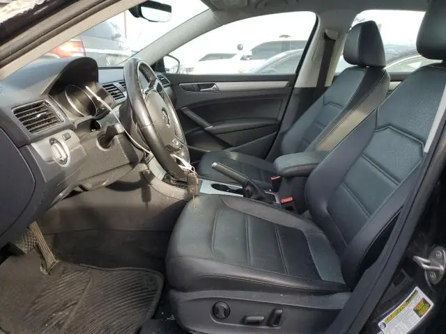 2019 VOLKSWAGEN PASSAT WOLFSBURG  