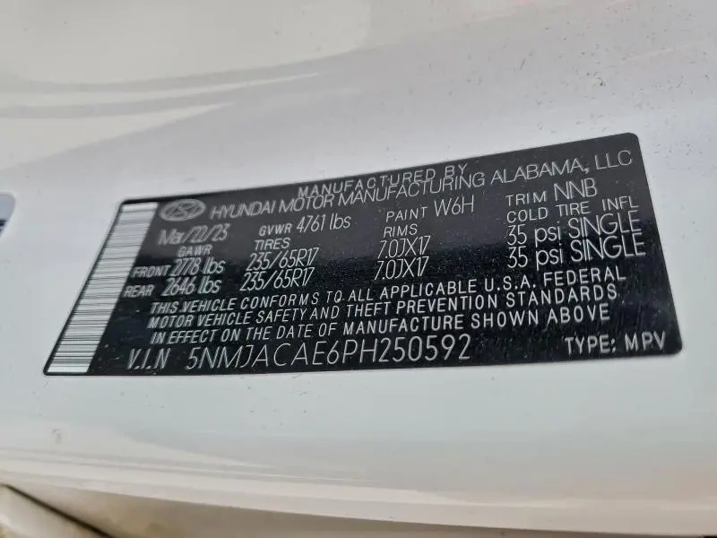 2023 HYUNDAI TUCSON SE  