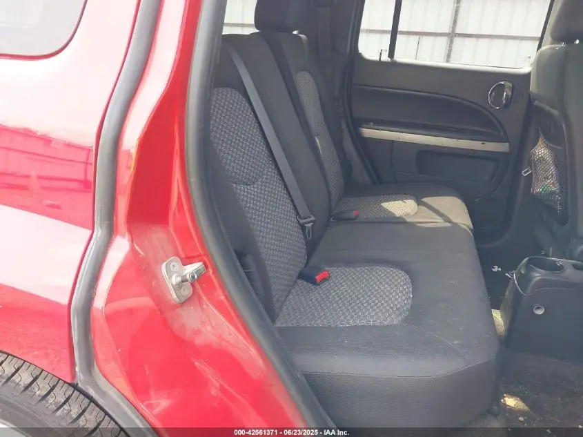 2011 CHEVROLET HHR LT