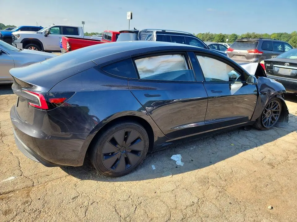 2024 TESLA MODEL 3   