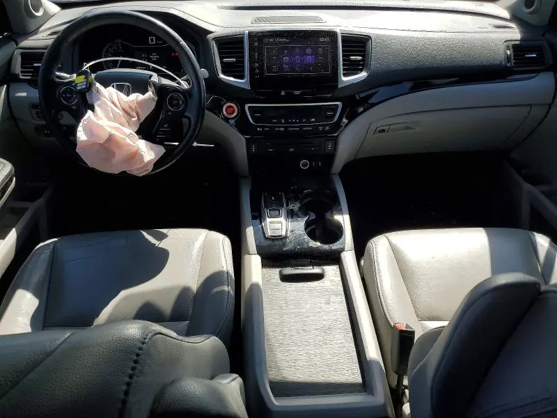 2018 HONDA PILOT TOURING  