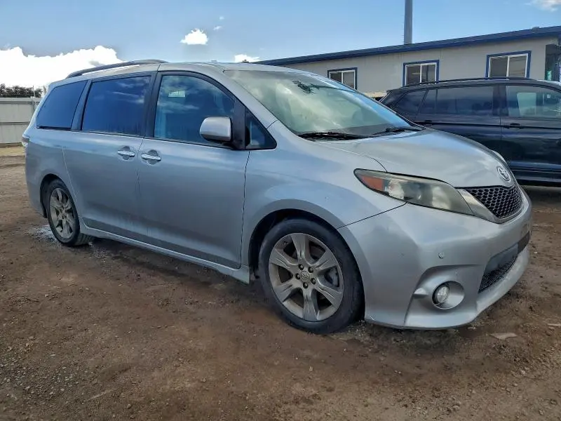 2014 TOYOTA SIENNA SPORT  