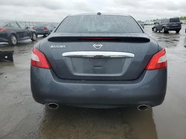 2011 NISSAN MAXIMA S  