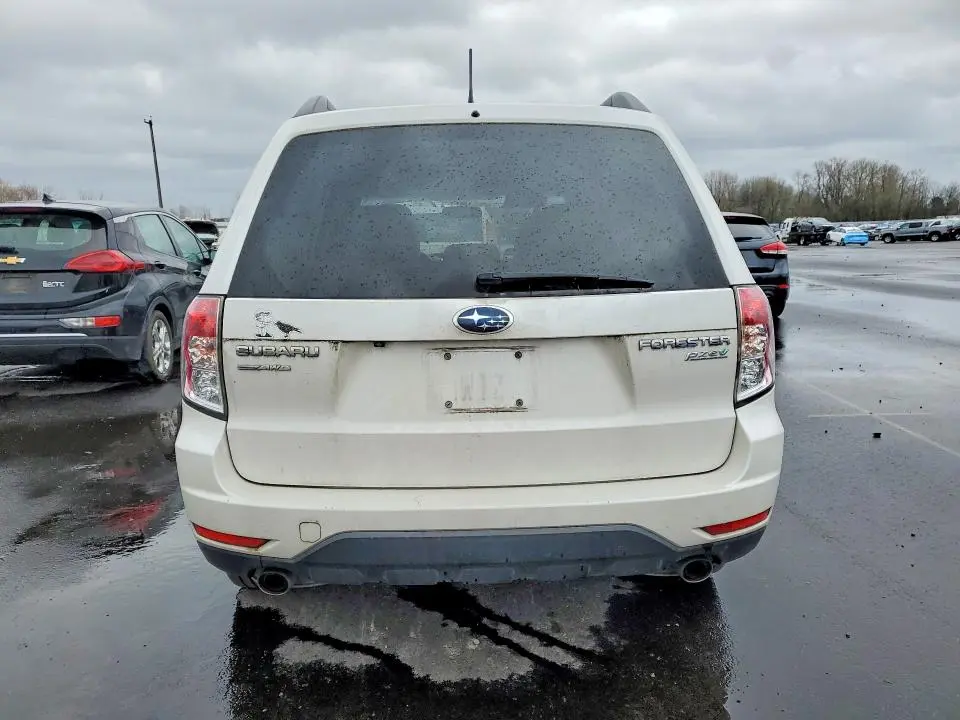 2012 SUBARU FORESTER LIMITED  