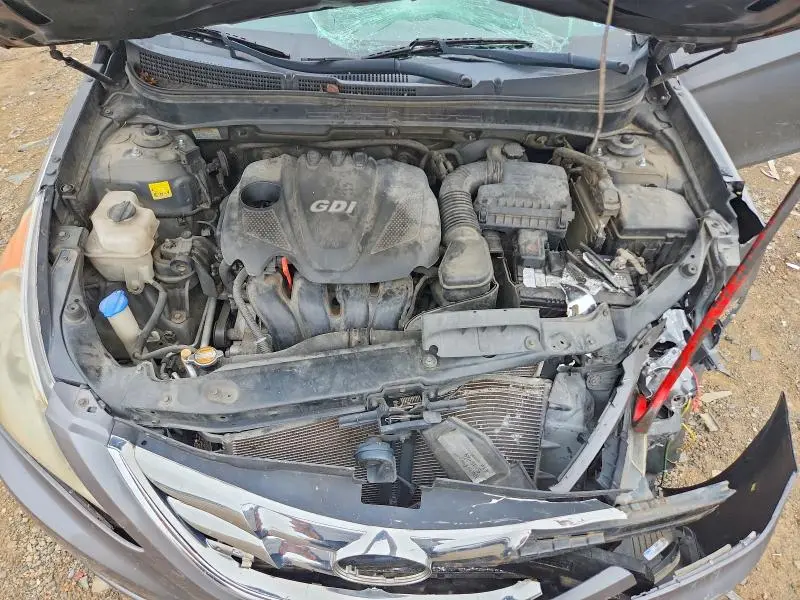 2011 HYUNDAI SONATA SE  