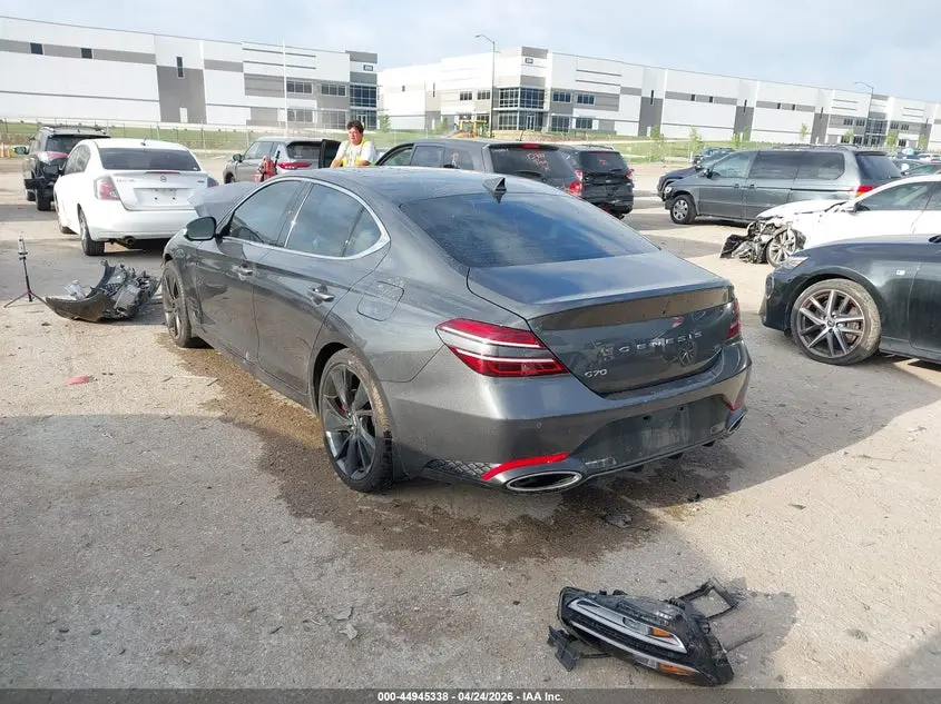 2022 GENESIS G70 3.3T RWD