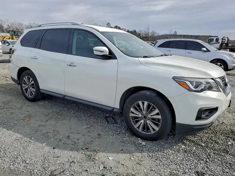 2020 NISSAN PATHFINDER SV  