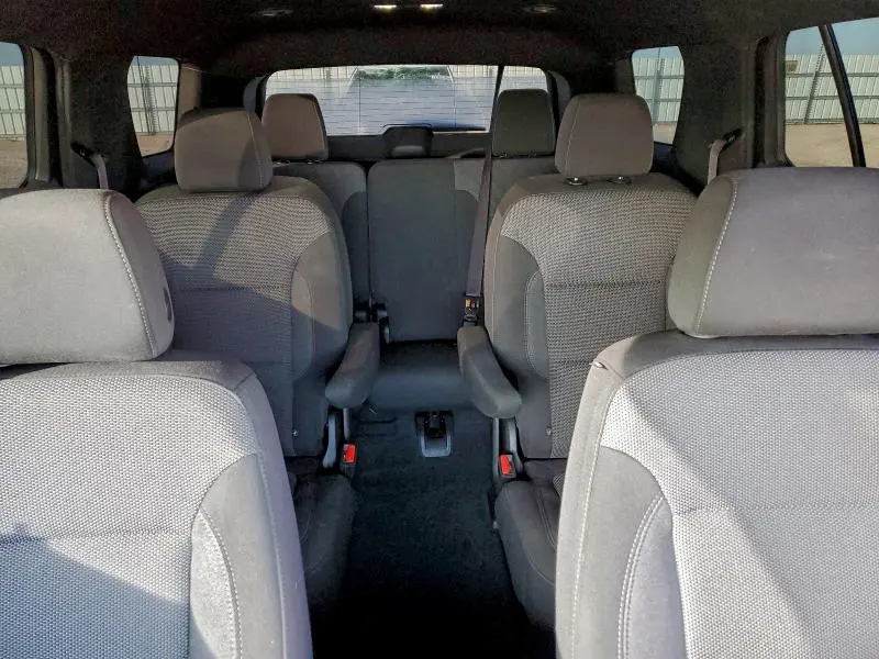 2023 CHEVROLET TRAVERSE LT  