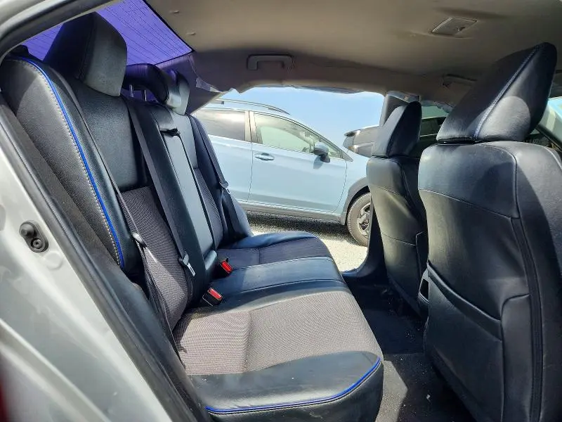 2018 TOYOTA COROLLA SE  