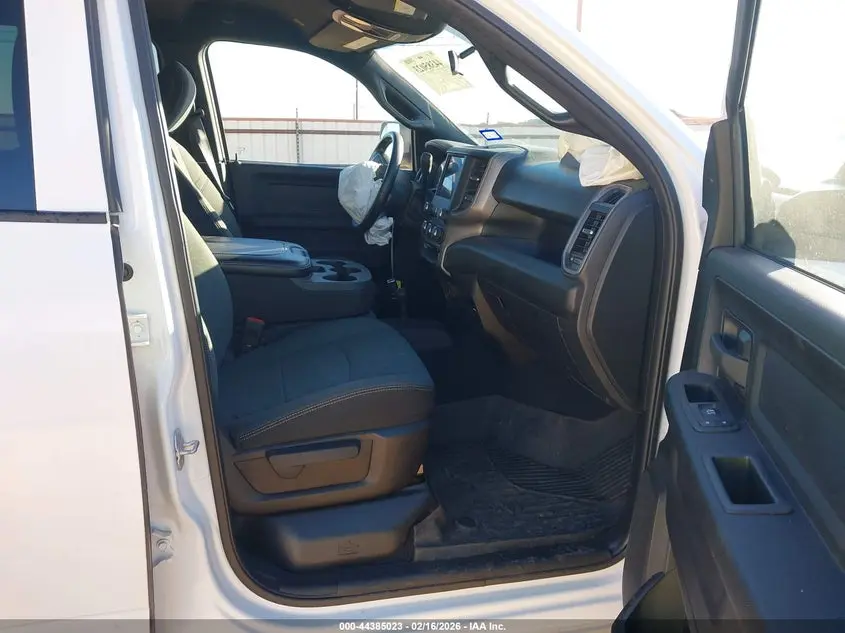 2022 RAM 2500 TRADESMAN  4X4 6'4 BOX