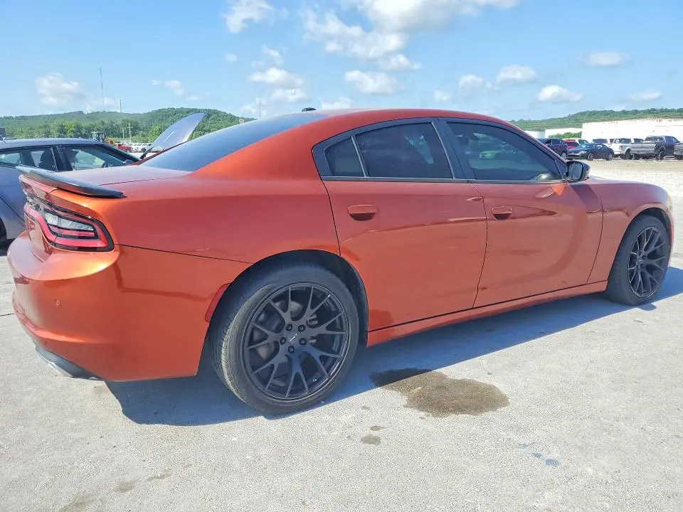 2021 DODGE CHARGER SXT  