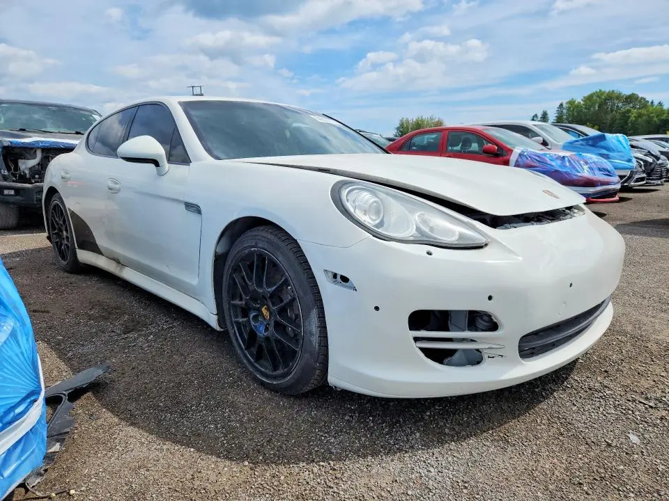 2012 PORSCHE PANAMERA 2  