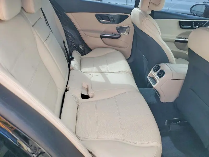 2023 MERCEDES-BENZ C 300  