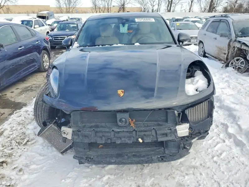 2024 PORSCHE MACAN S  
