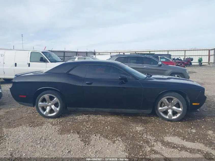 2014 DODGE CHALLENGER SXT