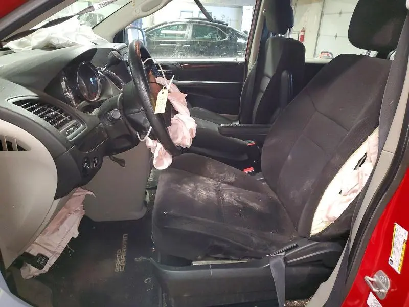 2014 DODGE GRAND CARAVAN SE  