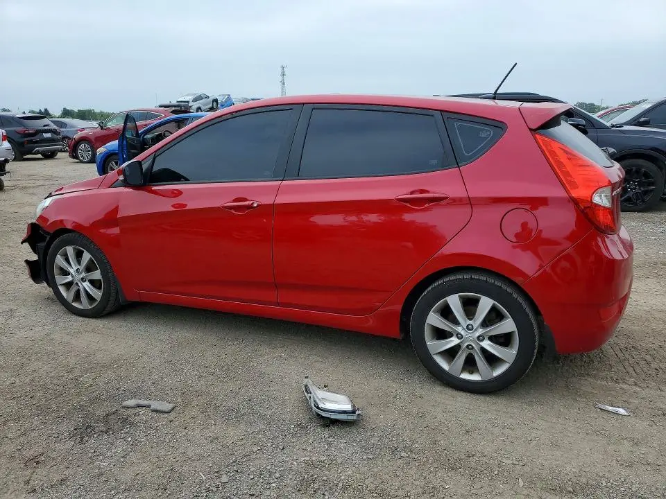 2013 HYUNDAI ACCENT SE  