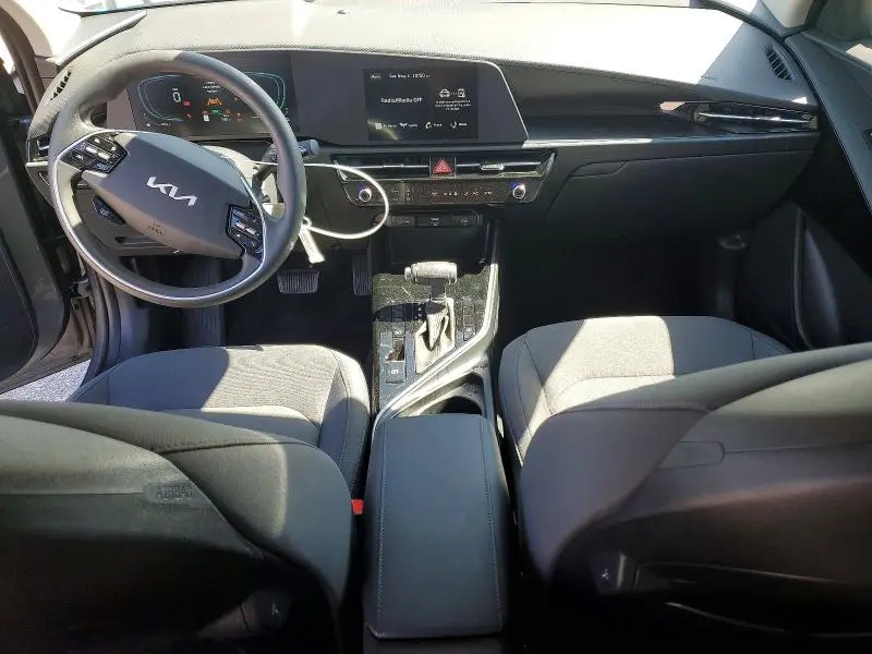 2026 KIA NIRO LX  