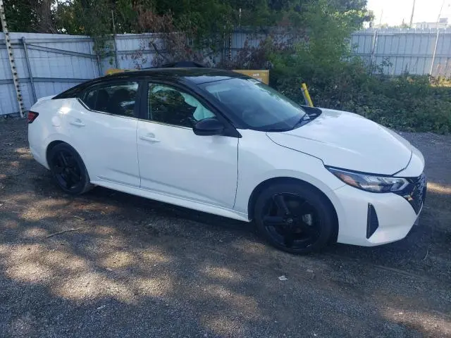 2024 NISSAN SENTRA SR  