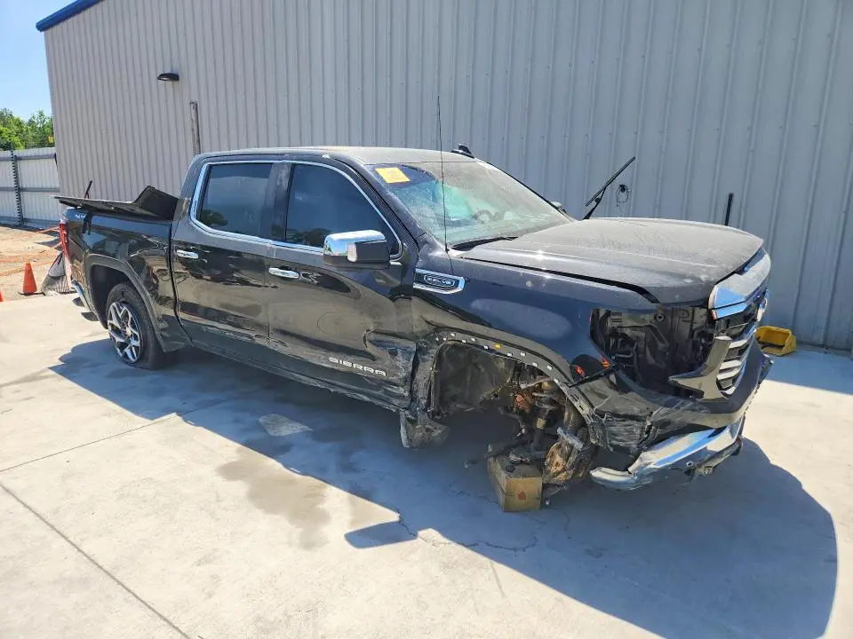 2023 GMC SIERRA K1500 SLT  