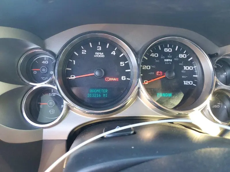 2011 CHEVROLET SILVERADO C1500 LT  