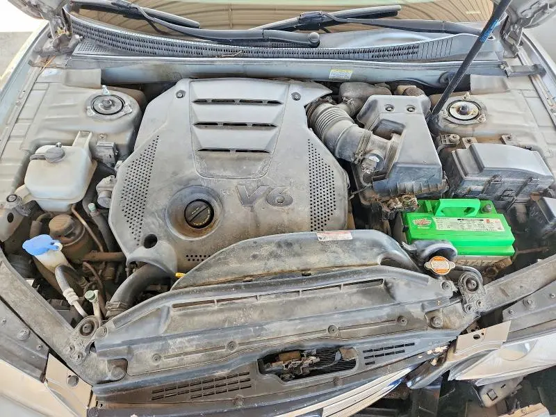 2010 HYUNDAI AZERA LIMITED  