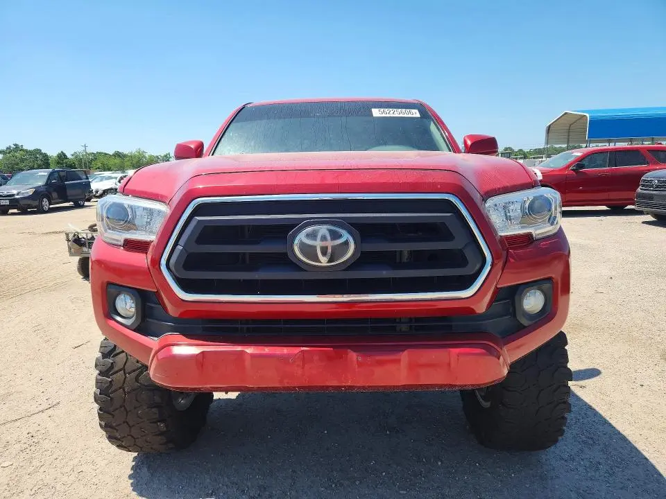 2021 TOYOTA TACOMA SR5 V6  