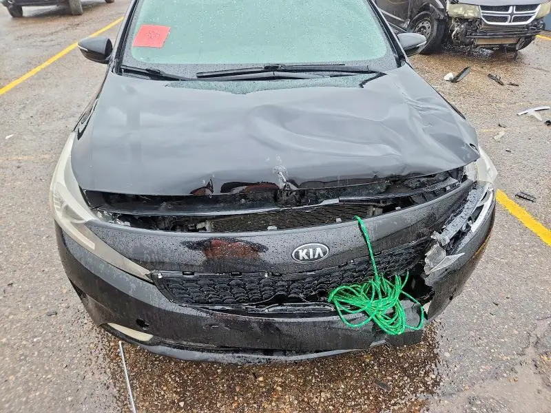 2018 KIA FORTE S  